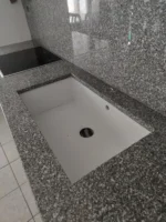 mov 1